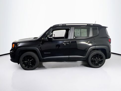 Used 2022 Jeep Renegade Altitude w/ Convenience Group AWD/4WD image 8