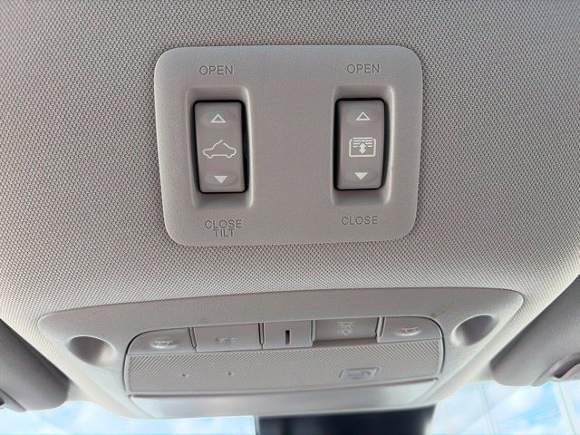 Used 2020 Nissan Murano Platinum w/ Cargo Package AWD/4WD image 25
