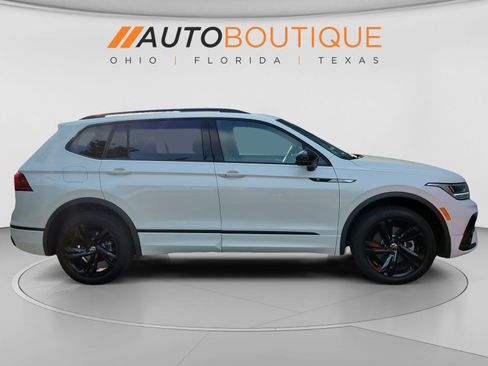Used 2024 Volkswagen Tiguan SE R-Line w/ MDO Package, Two-Row AWD/4WD image 7