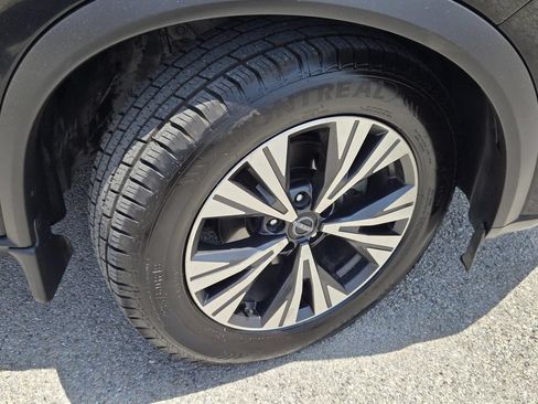 Certified 2023 Nissan Rogue SV FWD image 6