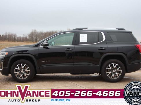 Used 2023 GMC Acadia SLE w/ Driver Convenience Package image 5