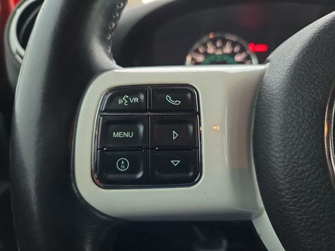 Used 2015 Jeep Wrangler Unlimited Sahara AWD/4WD image 22