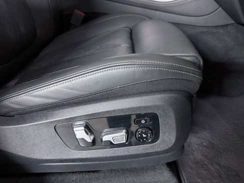 Used 2021 BMW X5 M50i w/ Executive Package image 29