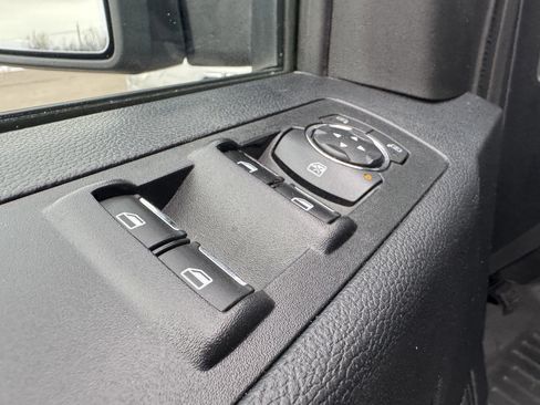 Used 2017 Ford F150 XLT w/ Equipment Group 302A Luxury image 10