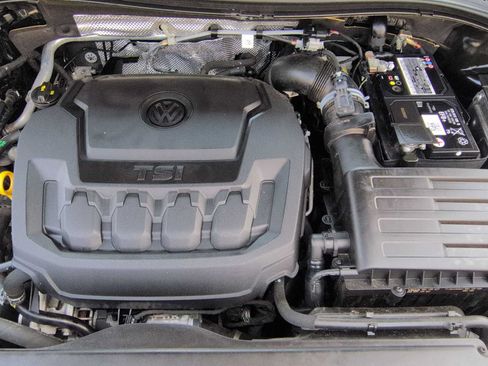 Used 2021 Volkswagen Tiguan S FWD image 15