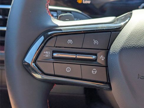 New 2026 Chevrolet Traverse RS FWD image 17