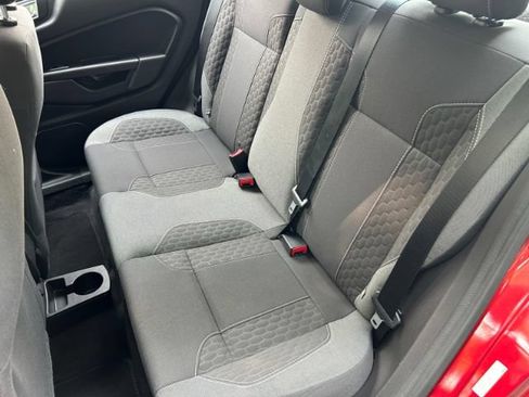 Used 2014 Ford Fiesta SE w/ Equipment Group 201B FWD image 24