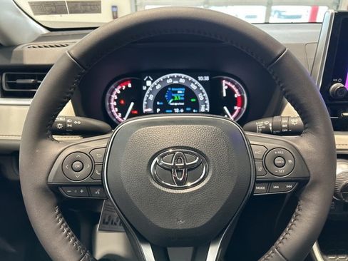 New 2025 Toyota RAV4 XLE image 11
