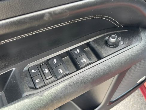 Used 2022 Jeep Compass High Altitude AWD/4WD image 16