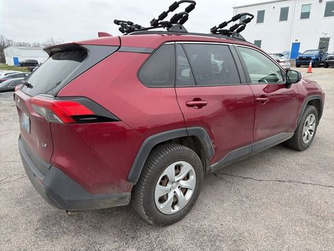 Used 2019 Toyota RAV4 LE image 5