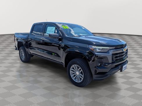 New 2026 Chevrolet Colorado LT w/ LT Convenience Package AWD/4WD image 5