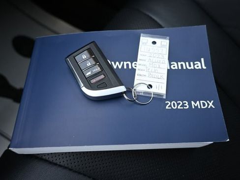 Used 2023 Acura MDX SH-AWD w/ Technology Package image 49