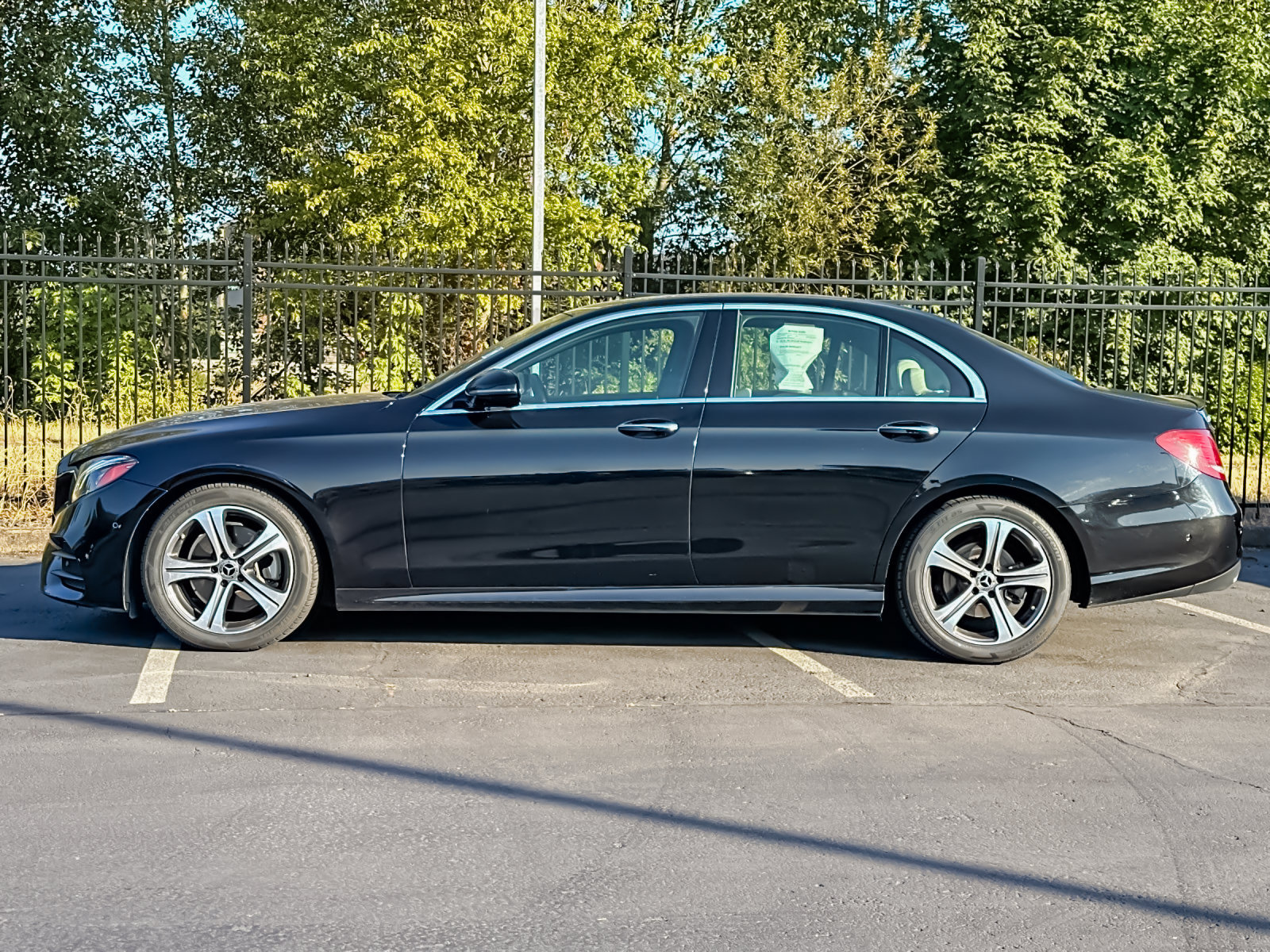 Used 2019 Mercedes-Benz E 300 image 7