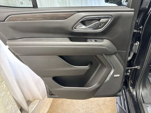 Certified 2024 Chevrolet Tahoe LT w/ LT Signature Package AWD/4WD image 27