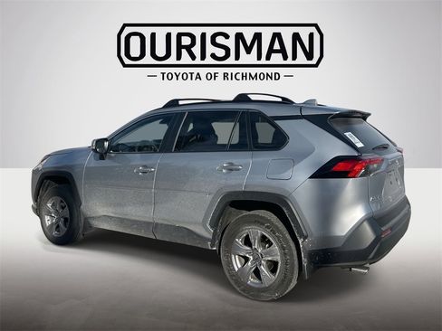 Certified 2025 Toyota RAV4 XLE image 6