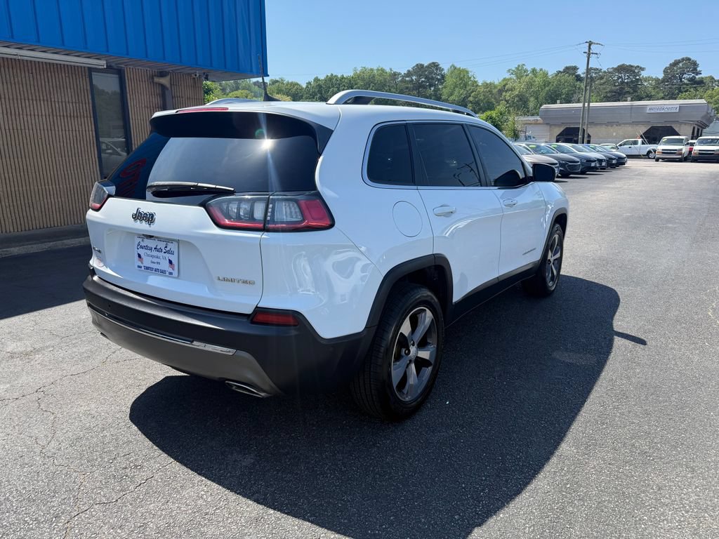 Used 2019 Jeep Cherokee Limited w/ Luxury Group AWD/4WD image 11