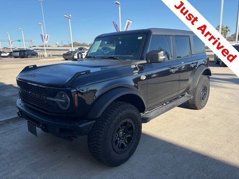 Used 2024 Ford Bronco Wildtrak image 1