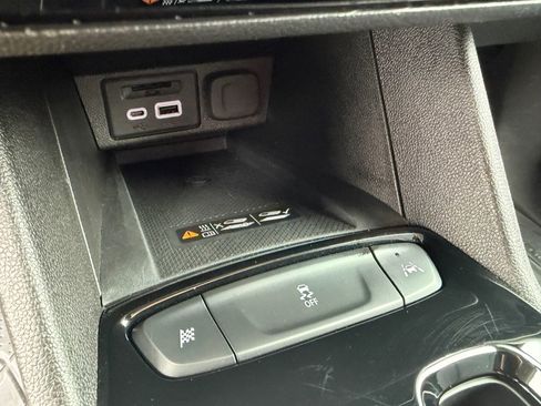 Used 2023 Chevrolet Bolt EUV LT w/ Convenience Package FWD image 26