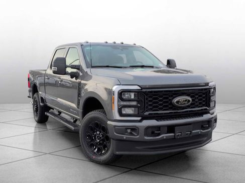 New 2026 Ford F250 Lariat w/ Black Appearance Package image 2