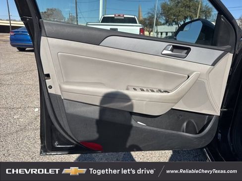 Used 2016 Hyundai Sonata SE image 26