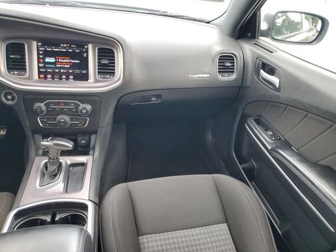 Used 2022 Dodge Charger GT RWD image 16