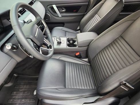Used 2024 Land Rover Discovery Sport S image 13