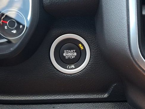 Used 2019 RAM 1500 Big Horn AWD/4WD image 27