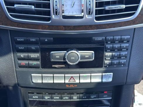 Used 2015 Mercedes-Benz E 350 4MATIC Sedan image 15