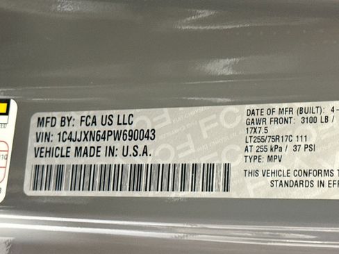 Used 2023 Jeep Wrangler Unlimited w/ 8.4" Radio Group image 30