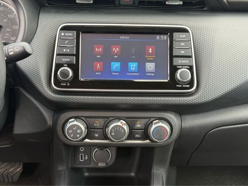 Used 2025 Nissan Kicks Play S FWD image 16