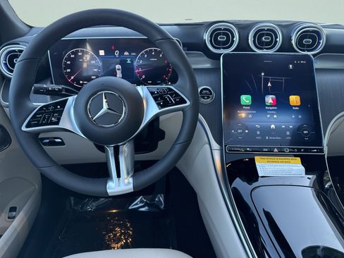 Certified 2026 Mercedes-Benz GLC 300 image 28