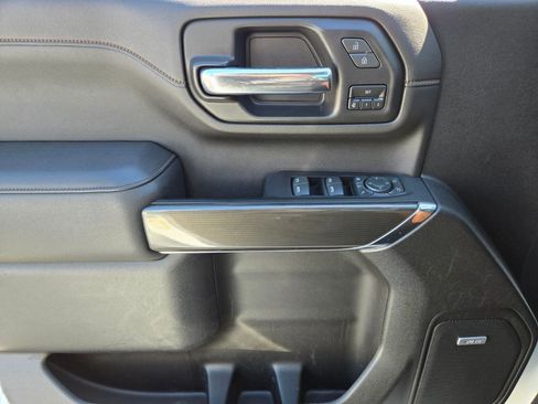 Used 2023 GMC Sierra 2500 AT4 w/ AT4 Premium Plus Package image 19