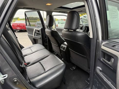 Used 2010 Toyota 4Runner Limited AWD/4WD image 8
