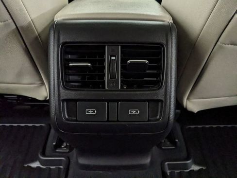 Used 2021 Honda Accord Touring image 17