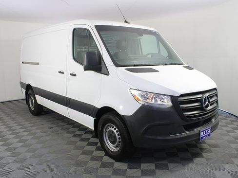 Used 2021 Mercedes-Benz Sprinter 2500 image 20