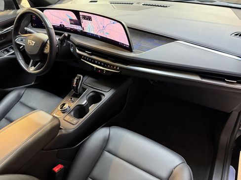 Certified 2024 Cadillac XT4 Sport image 50