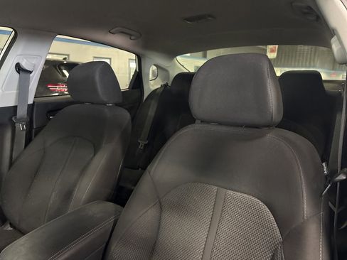 Used 2019 Kia Optima LX image 5