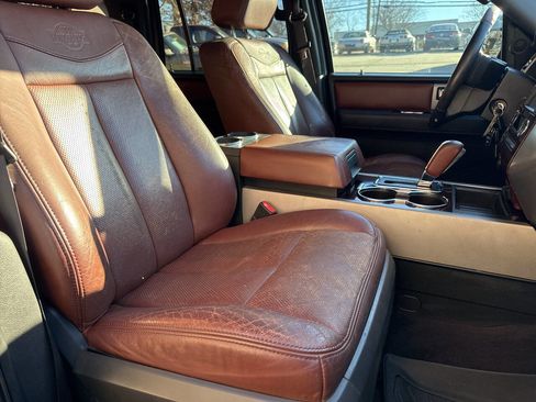 Used 2014 Ford Expedition EL King Ranch image 18