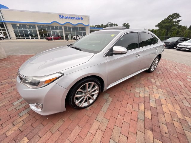 Used 2014 Toyota Avalon XLE Touring FWD image 28