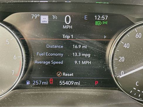 Used 2022 Buick Envision Essence w/ Technology Package I FWD image 19