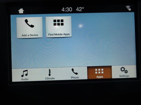 Used 2018 Ford Fusion SE w/ Equipment Group 201A image 13