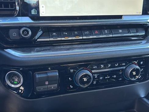 Used 2022 Chevrolet Silverado 1500 LTZ image 27