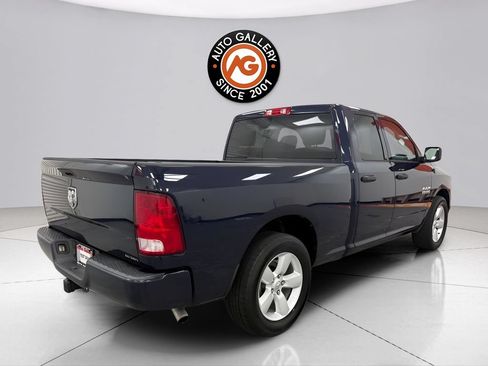 Used 2016 RAM 1500 Express RWD image 3