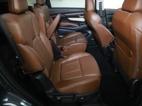 Used 2020 Subaru Ascent Touring w/ Popular Package #3 AWD/4WD image 37