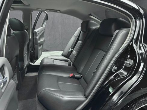 Used 2013 INFINITI G37 Sport RWD image 29