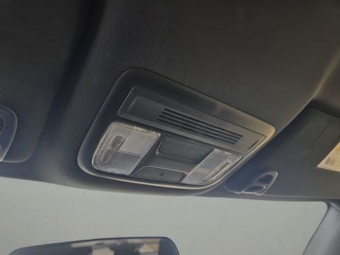 Used 2017 Honda Civic Sport image 24