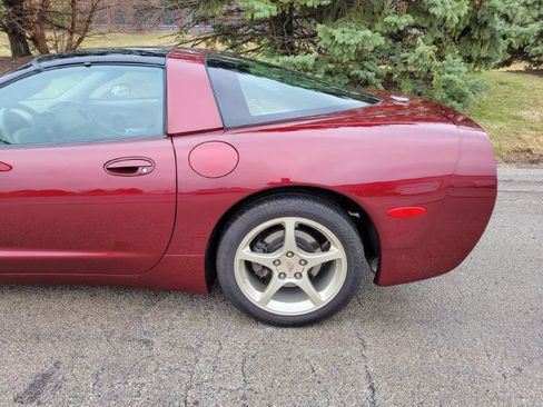 Used 2003 Chevrolet Corvette Coupe w/ Preferred Equipment Group image 13