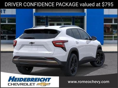 New 2025 Chevrolet Trax ACTIV w/ Sunroof Package image 5