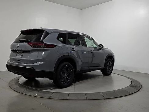 New 2026 Nissan Rogue SV AWD/4WD image 4