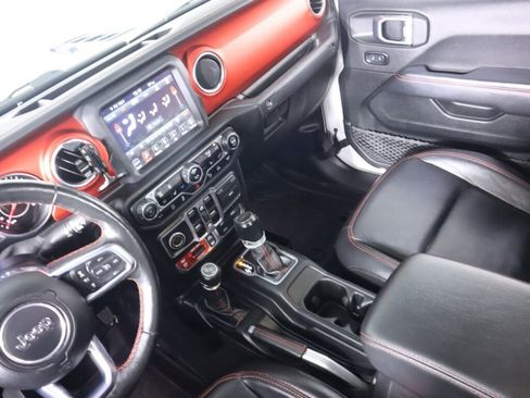 Used 2020 Jeep Gladiator Rubicon AWD/4WD image 36